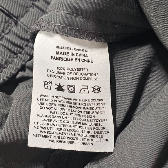 Nike Tech Pack Women Sportwear Snowboarding Cropped Pants Size XL Olive - Picture 9 of 16